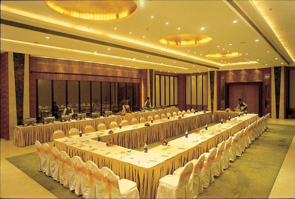 Aveda Hotel - Ludhiana Exterior photo
