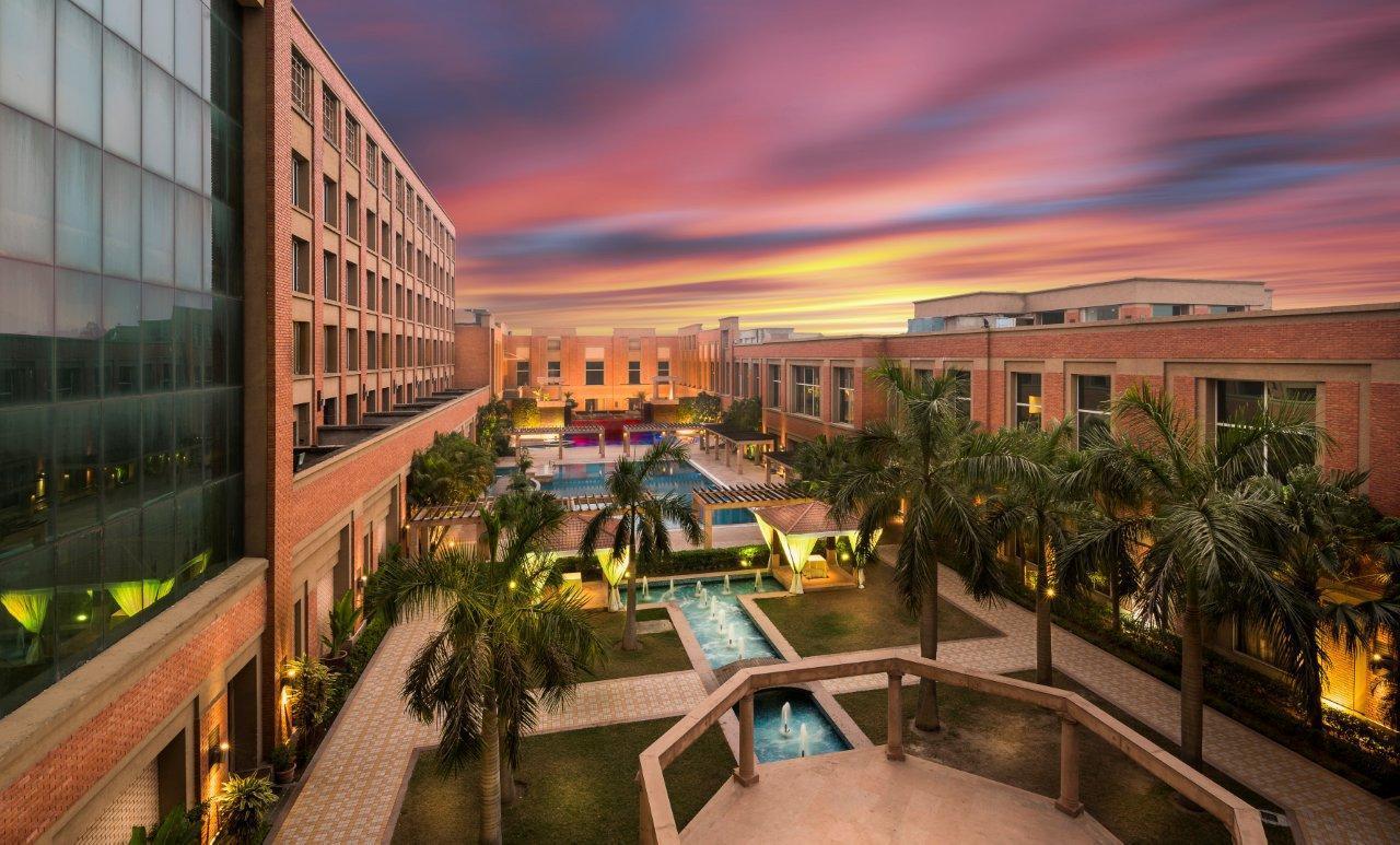 Aveda Hotel - Ludhiana Exterior photo